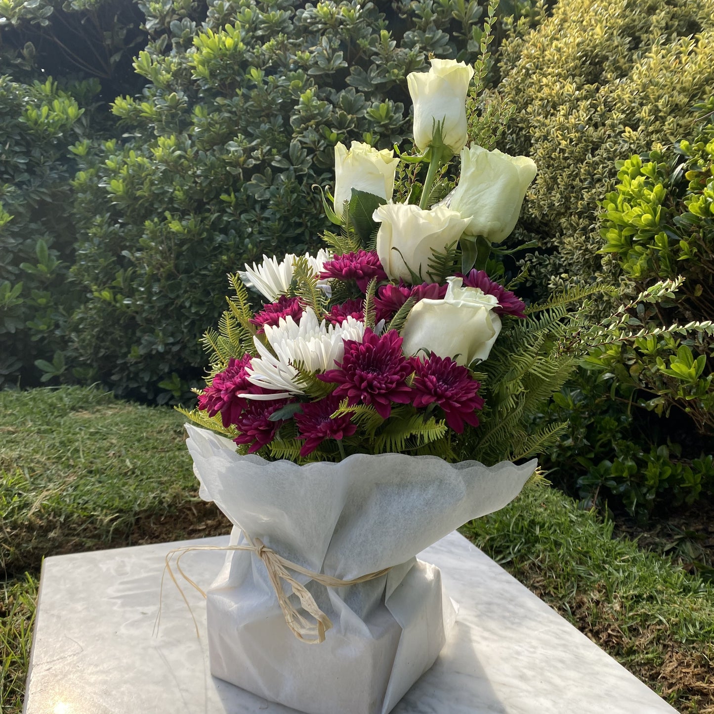 Arreglo Floral Día de la Madre 2025 - Edición Limitada - Burdeo